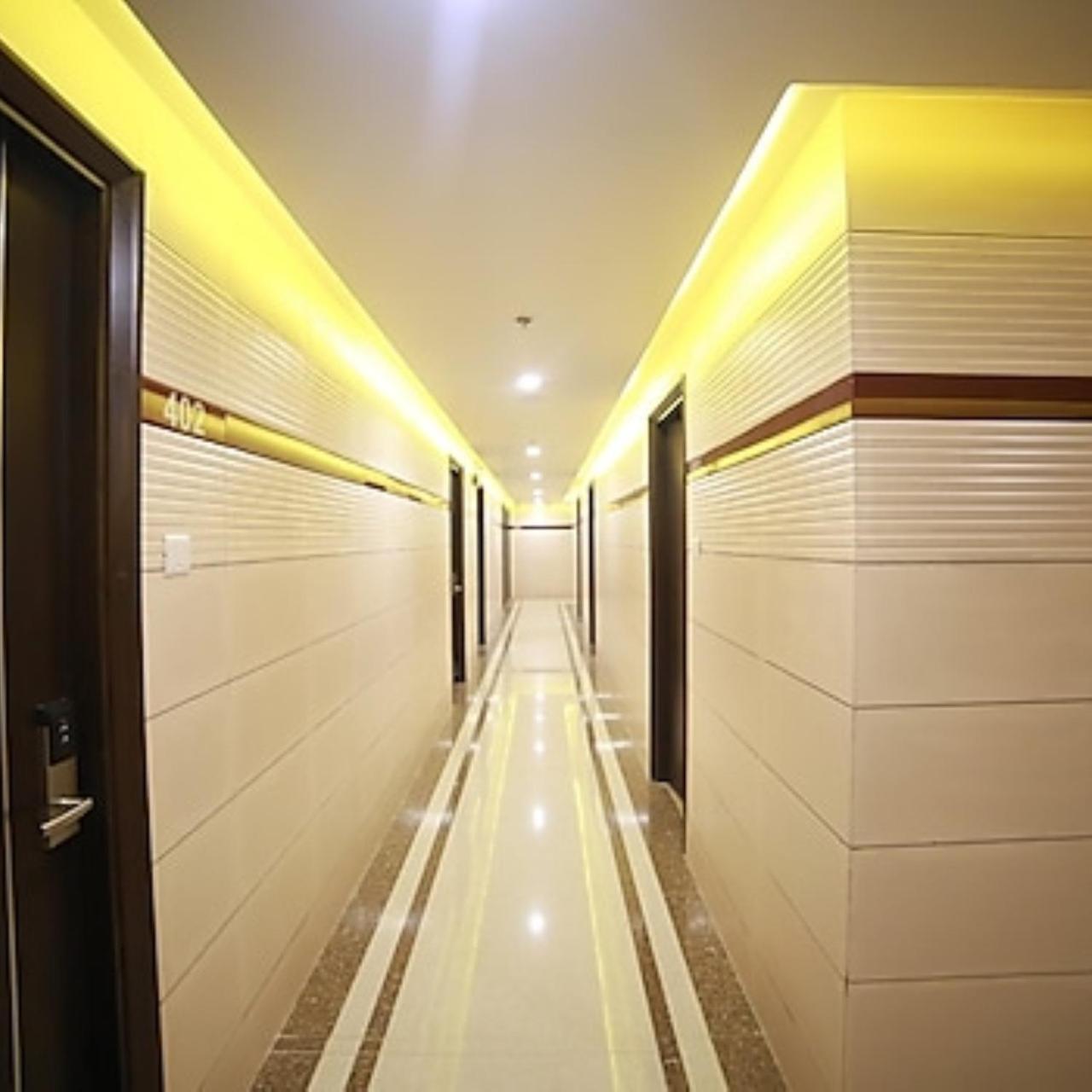Hotel Svm Grand Medipally Hyderabad Esterno foto